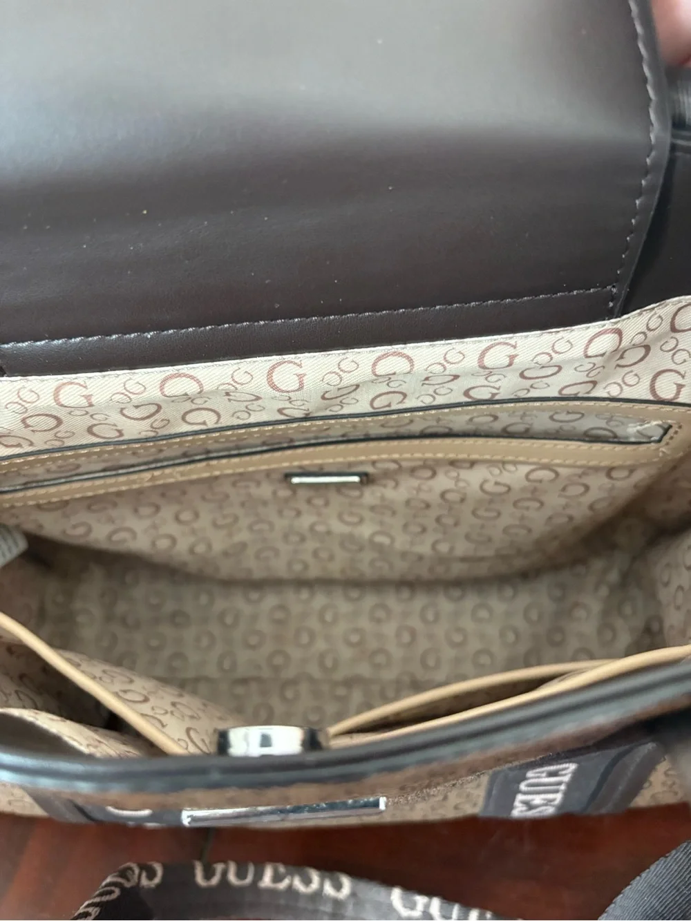 Guess 2 Purse Lot-Mocha/Pink  Oxnard Tote Purse & Pink El Dorado Crossbody Purse